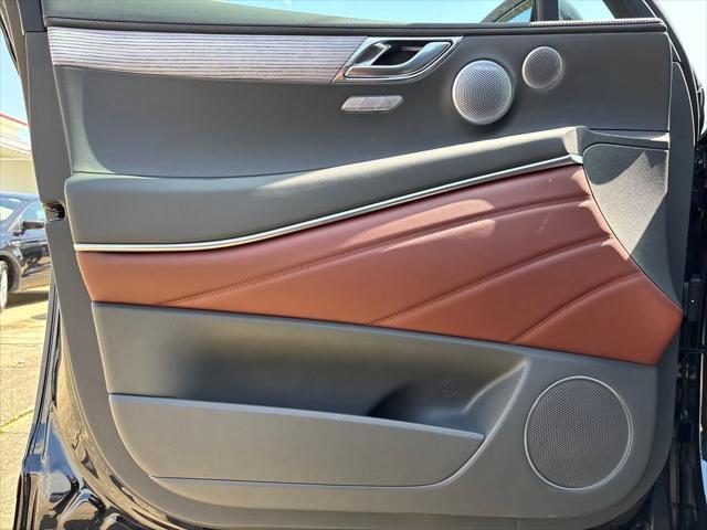 new 2025 Genesis GV80 car, priced at $81,295