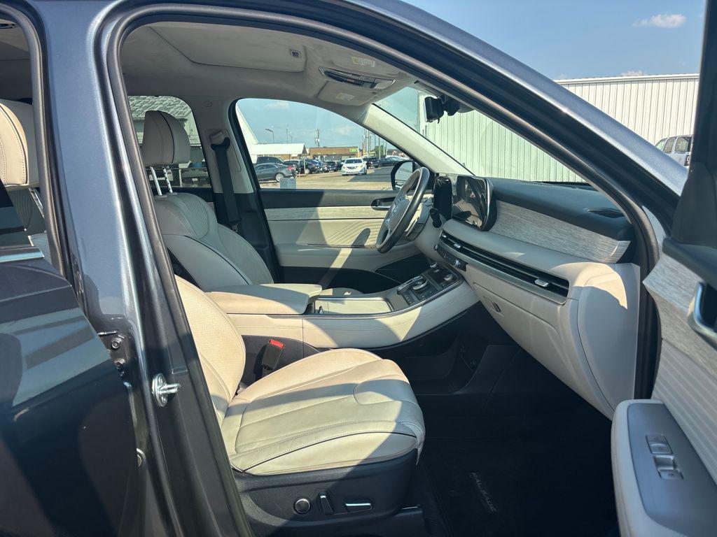 used 2024 Hyundai Palisade car, priced at $38,200