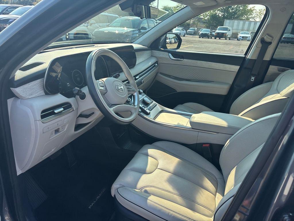 used 2024 Hyundai Palisade car, priced at $38,200