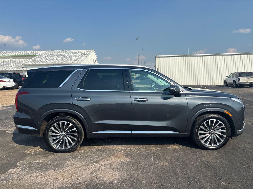 used 2024 Hyundai Palisade car, priced at $38,200