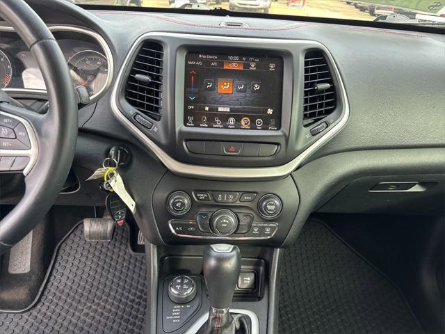 used 2015 Jeep Cherokee car, priced at $12,000