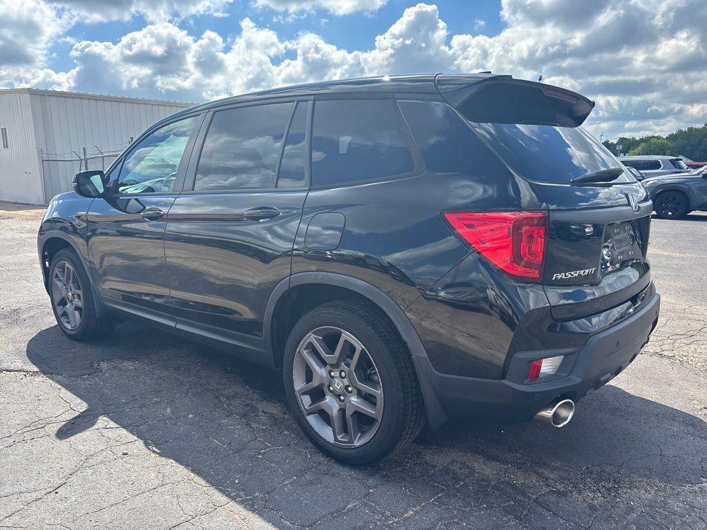 used 2022 Honda Passport car, priced at $30,900