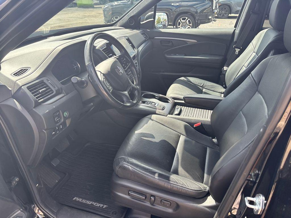 used 2022 Honda Passport car, priced at $30,900