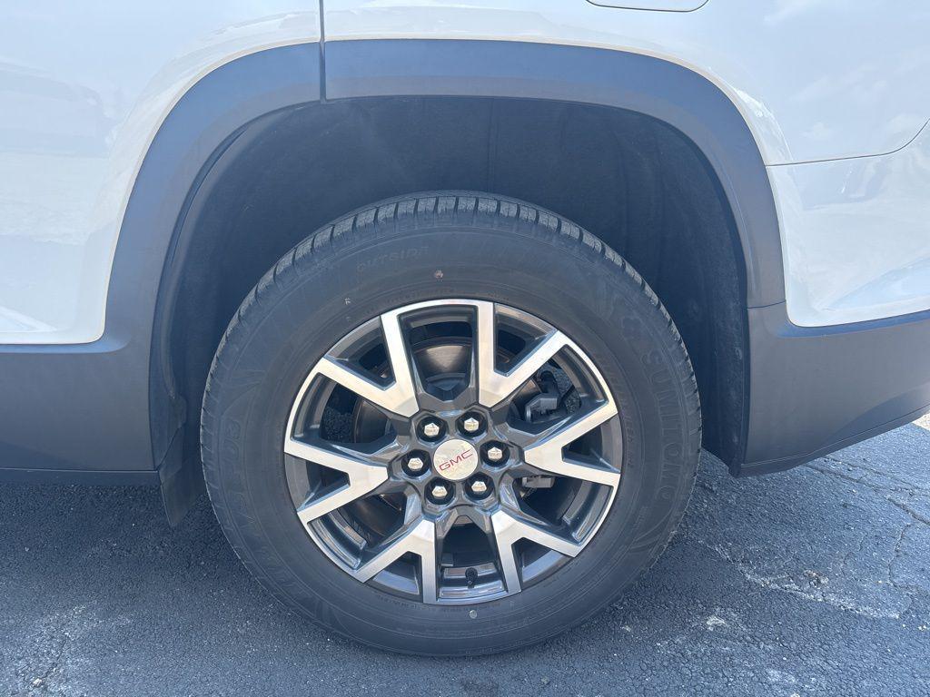 used 2021 GMC Acadia car, priced at $17,000