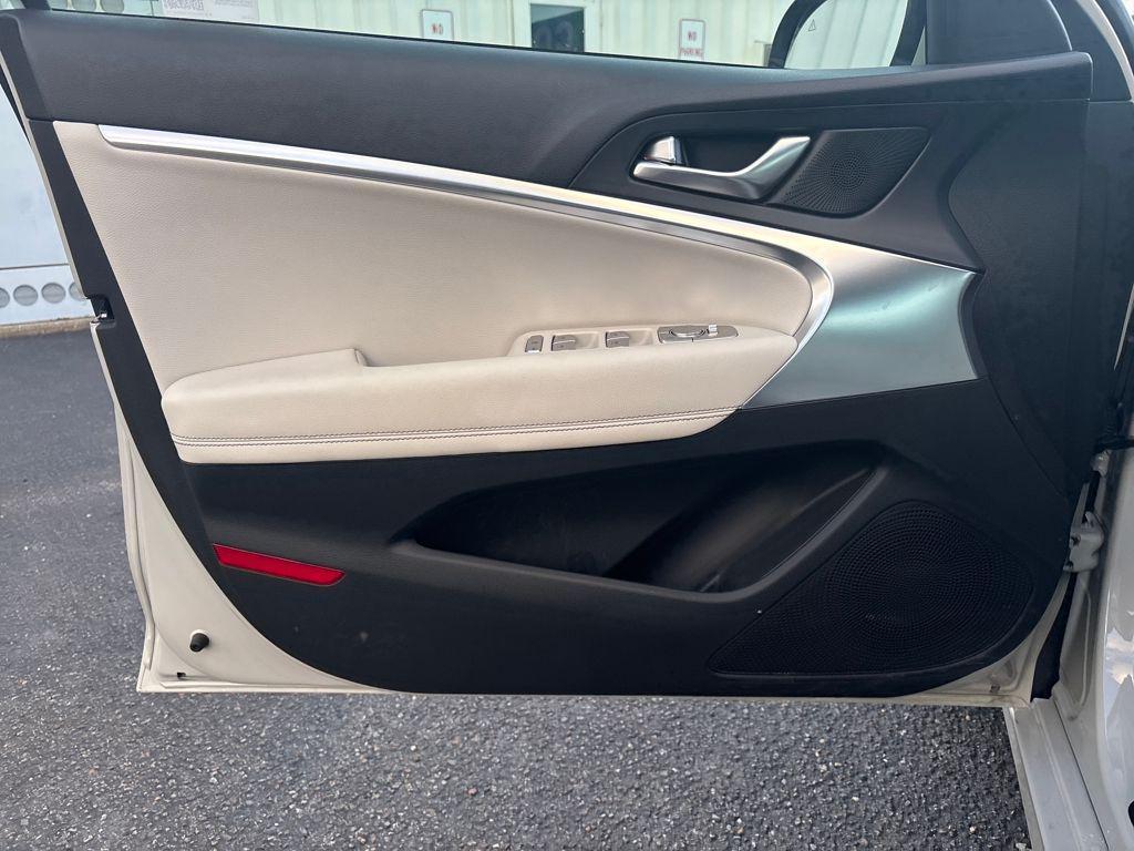 used 2025 Genesis G70 car, priced at $35,900