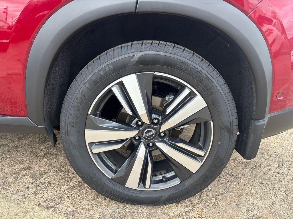 used 2023 Nissan Rogue car, priced at $26,900
