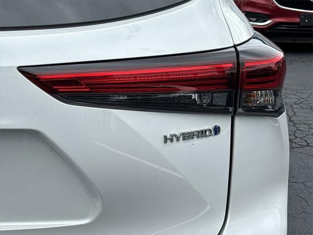 used 2023 Toyota Highlander Hybrid car, priced at $37,600