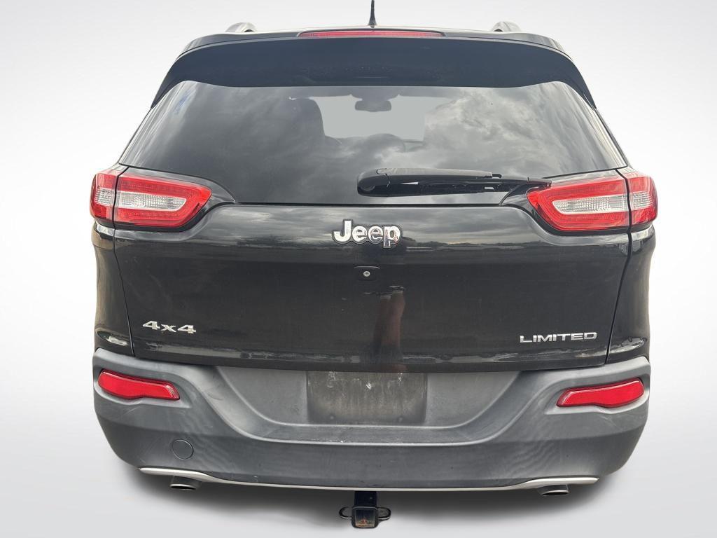 used 2014 Jeep Cherokee car, priced at $9,000