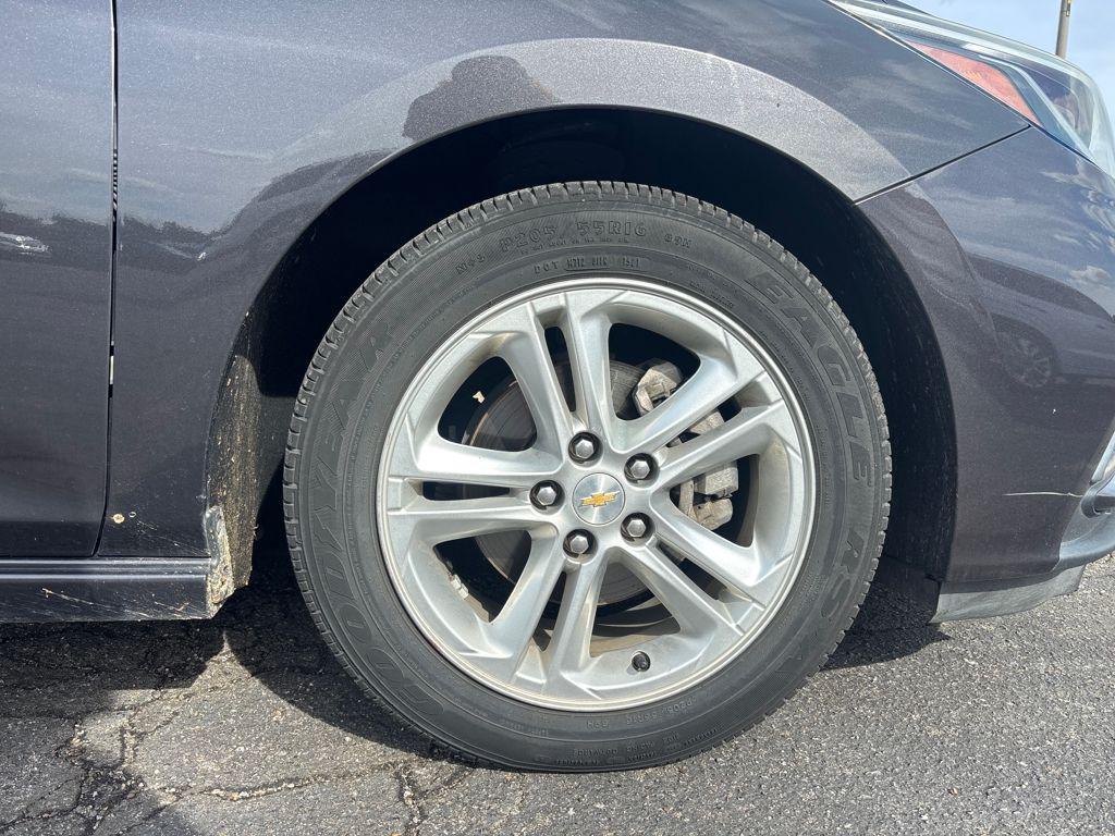 used 2017 Chevrolet Cruze car, priced at $10,900