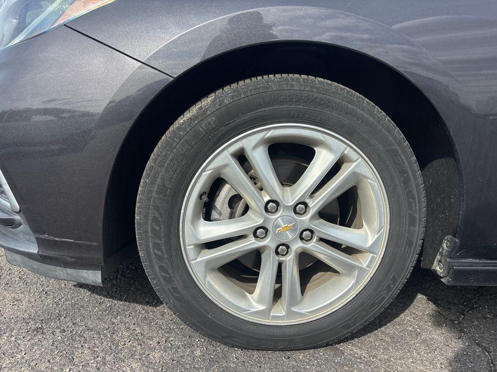 used 2017 Chevrolet Cruze car, priced at $10,900