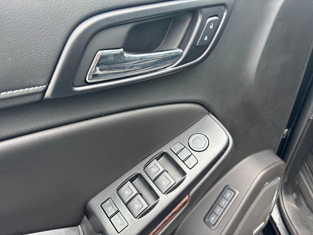 used 2019 GMC Yukon XL car, priced at $21,500
