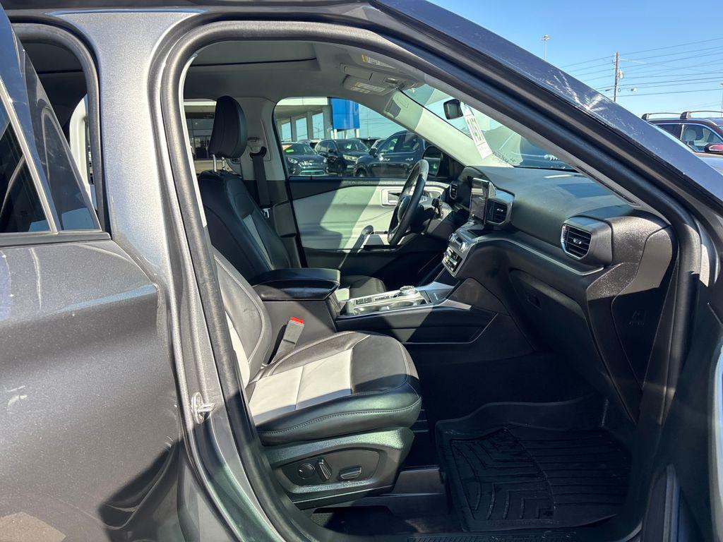 used 2023 Ford Explorer car, priced at $29,500