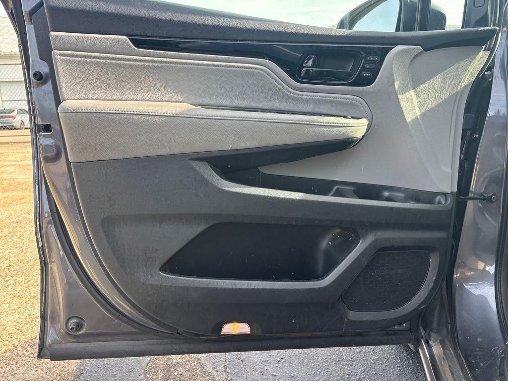 used 2022 Honda Odyssey car, priced at $31,100