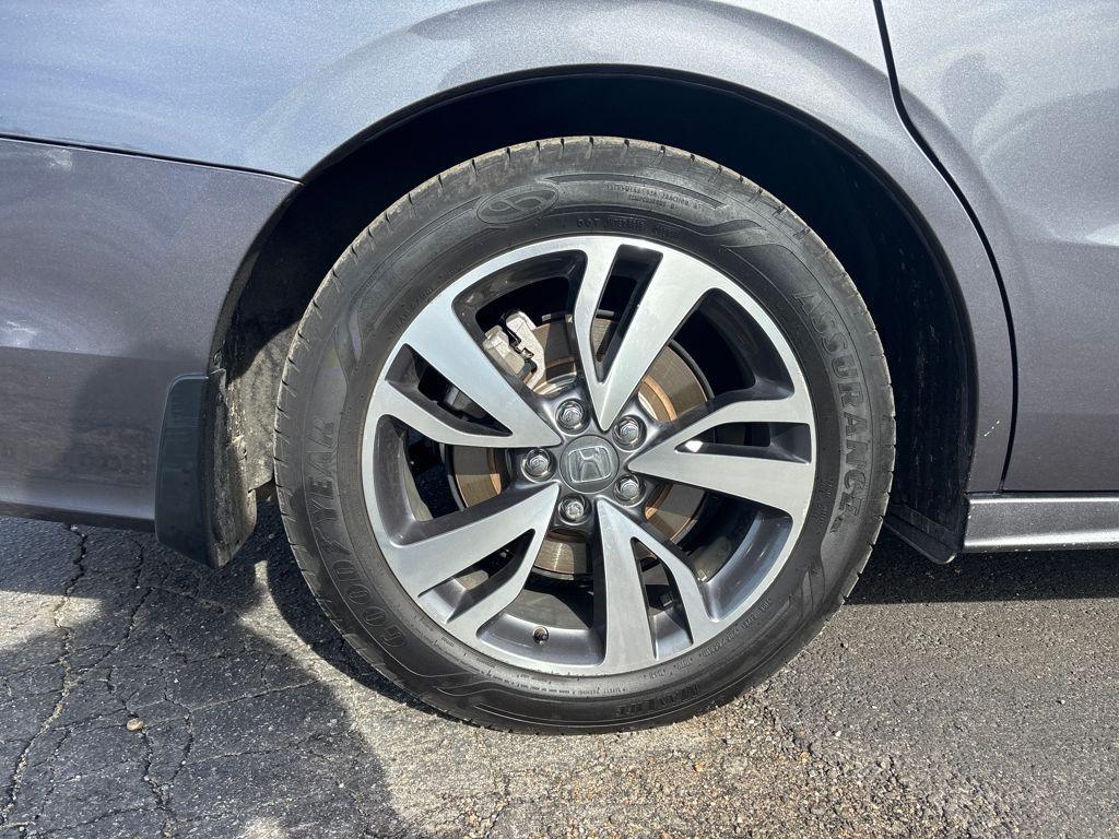 used 2022 Honda Odyssey car, priced at $31,100