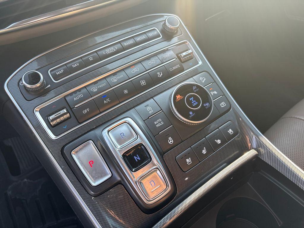 used 2021 Hyundai Santa Fe car, priced at $16,000