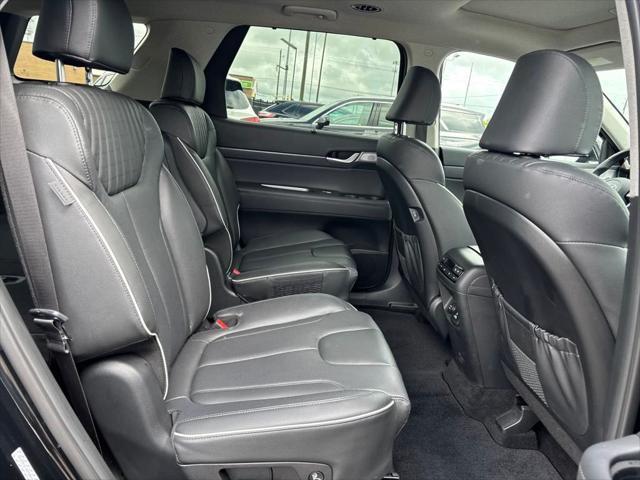 used 2024 Hyundai Palisade car, priced at $40,399