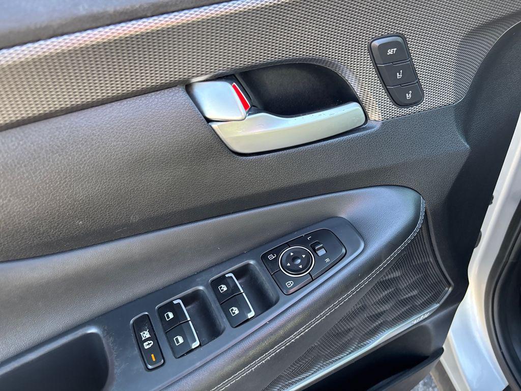 used 2020 Hyundai Santa Fe car, priced at $17,600