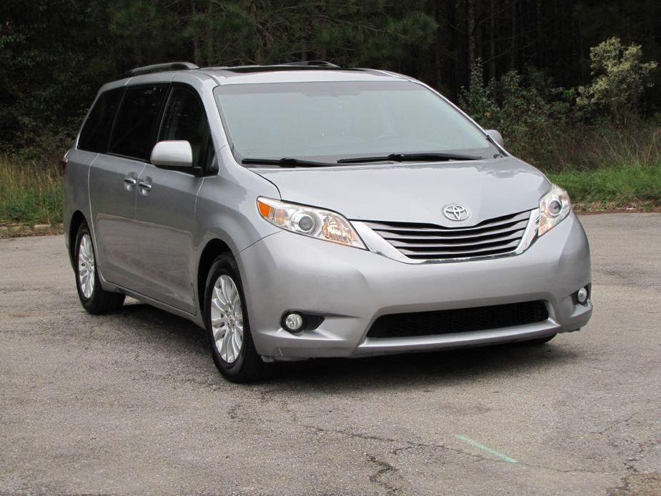 used 2016 Toyota Sienna car, priced at $17,985