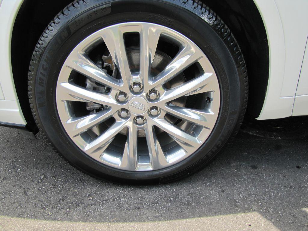 used 2021 Cadillac XT6 car, priced at $30,965