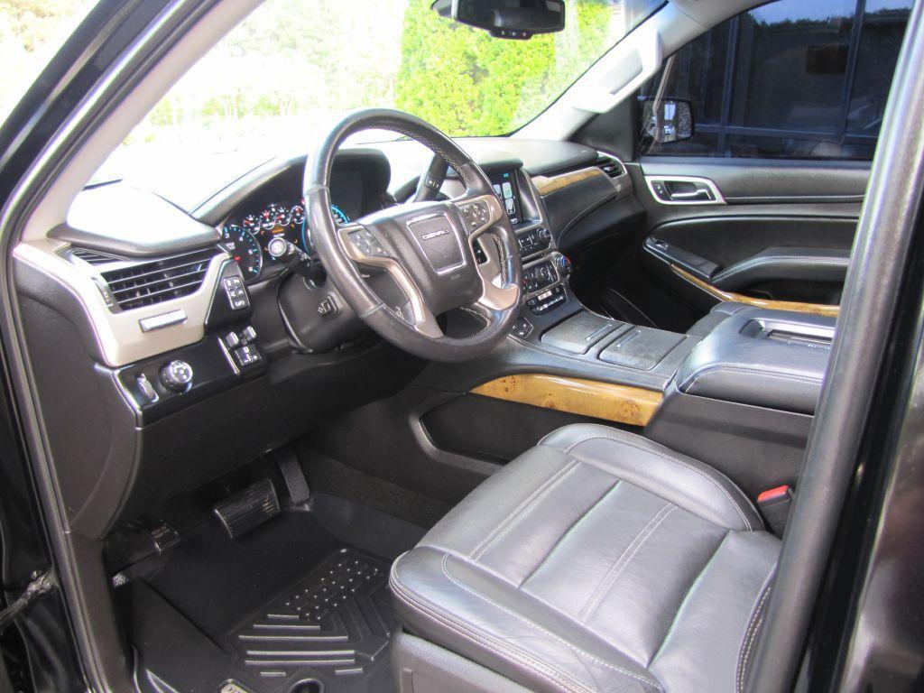used 2017 GMC Yukon car, priced at $21,985