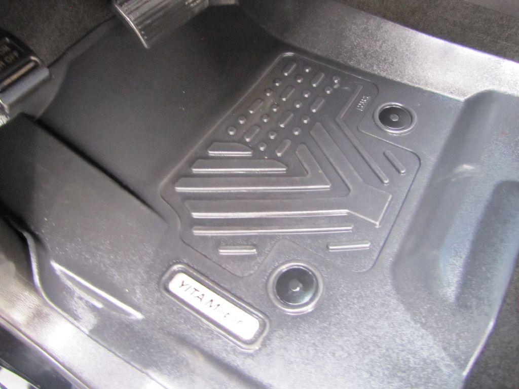 used 2017 GMC Yukon car, priced at $21,985