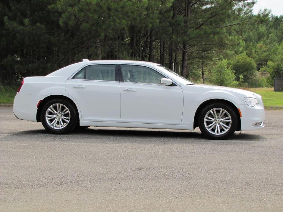 used 2021 Chrysler 300 car, priced at $25,985