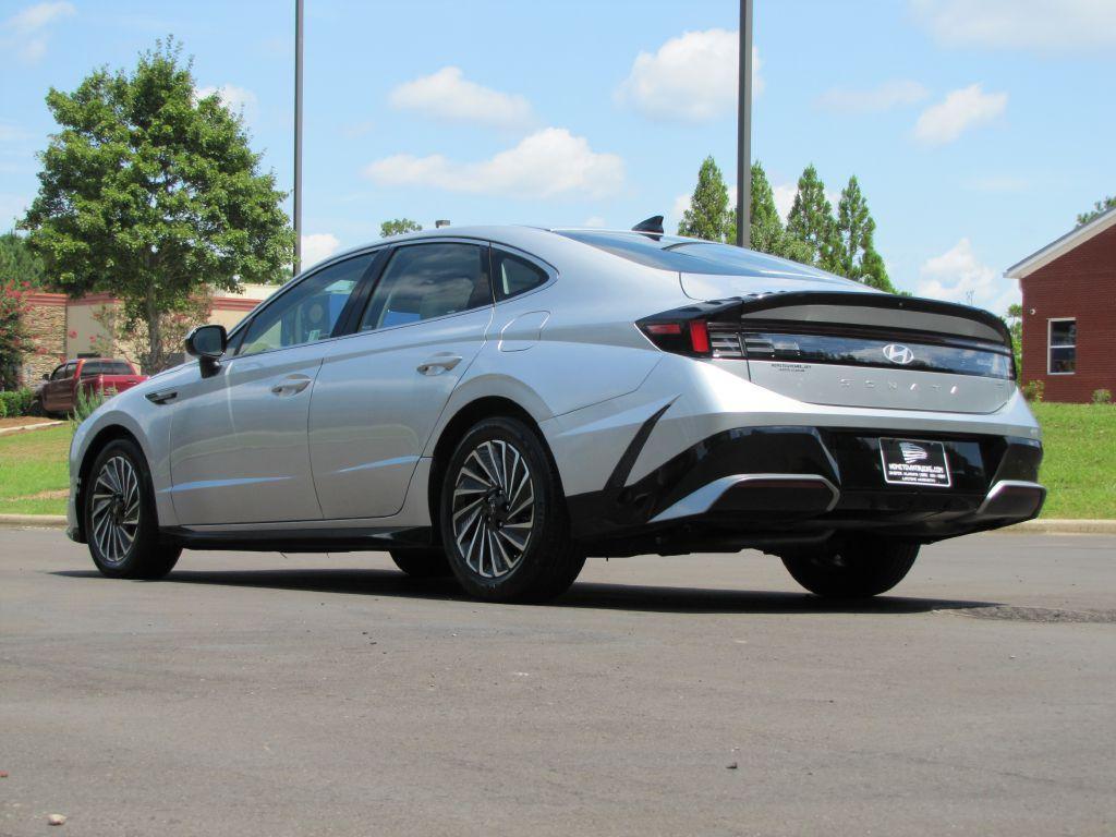 used 2024 Hyundai Sonata Hybrid car, priced at $25,965