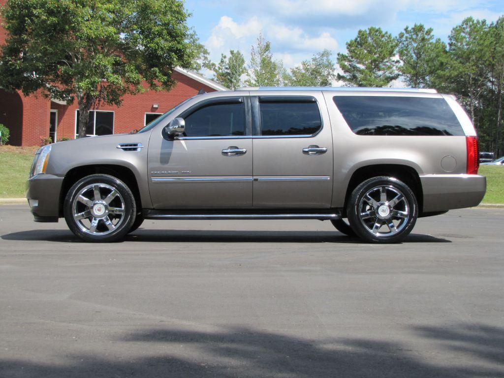 used 2012 Cadillac Escalade ESV car, priced at $8,965