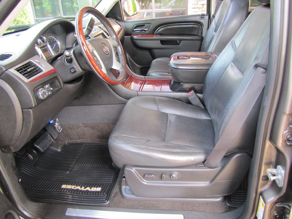 used 2012 Cadillac Escalade ESV car, priced at $8,965