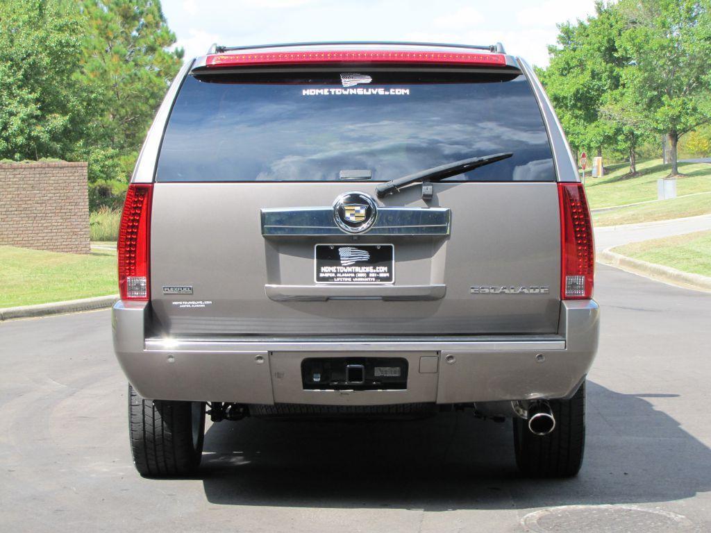 used 2012 Cadillac Escalade ESV car, priced at $8,965