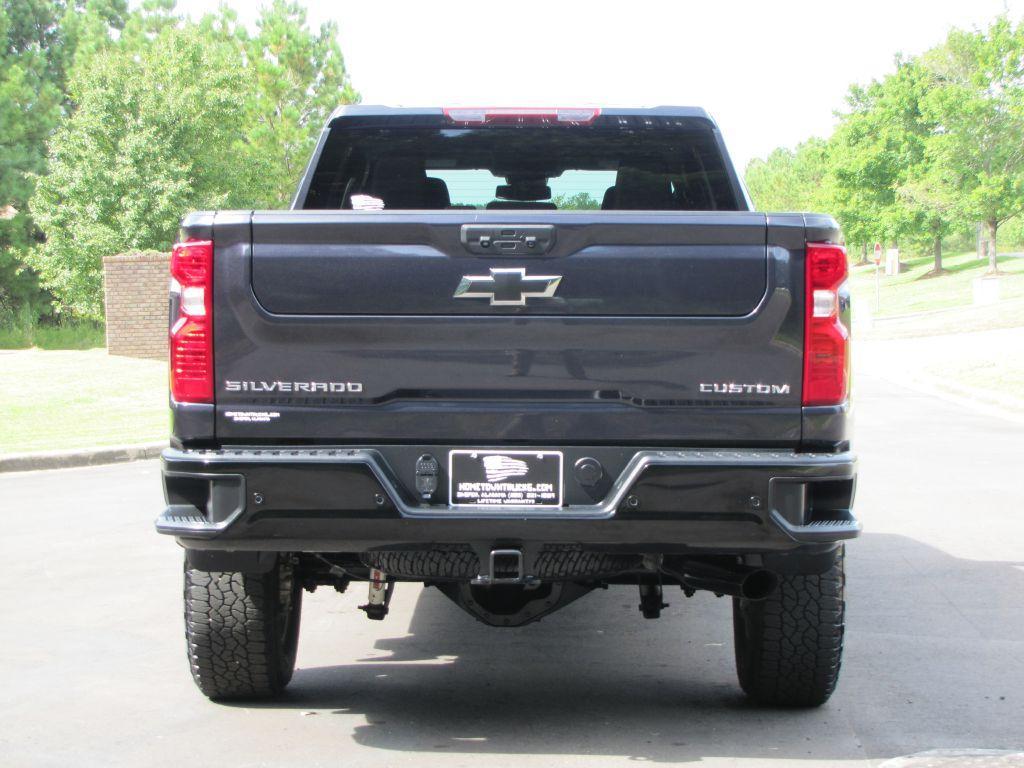 used 2024 Chevrolet Silverado 2500 car, priced at $52,985