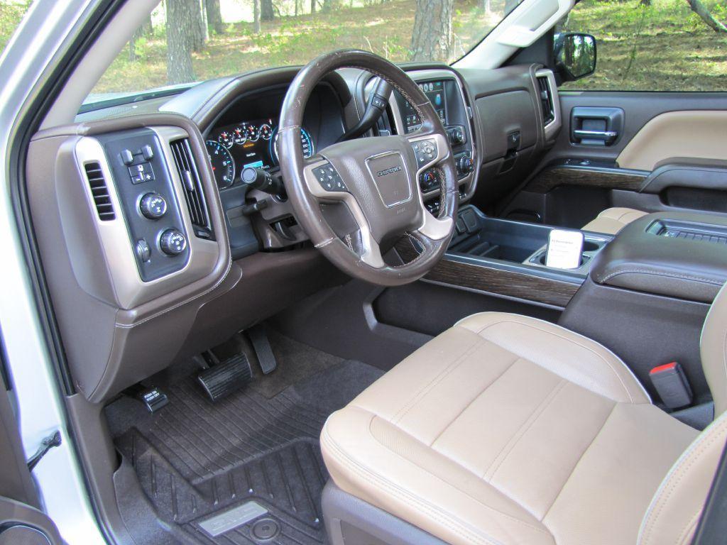 used 2018 GMC Sierra 1500 car, priced at $34,965