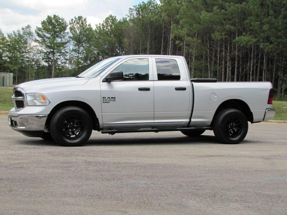 used 2019 Ram 1500 Classic car, priced at $18,565