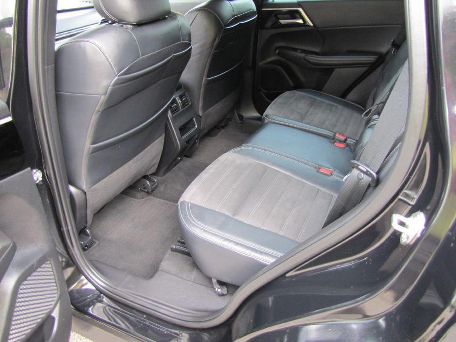 used 2023 Mitsubishi Outlander car, priced at $25,985