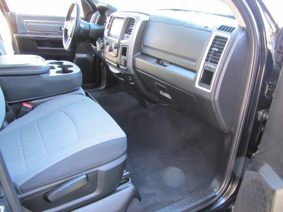 used 2022 Ram 1500 Classic car, priced at $27,985