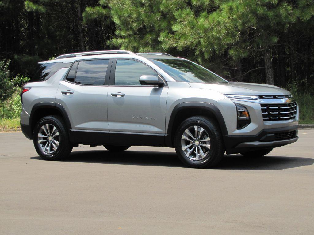used 2025 Chevrolet Equinox car, priced at $29,865
