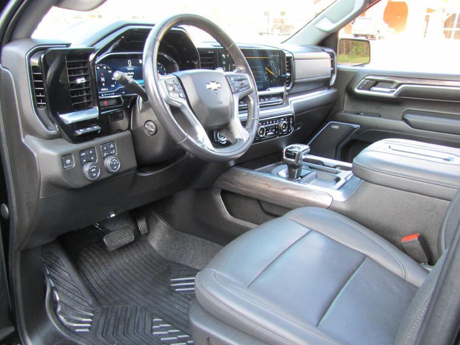 used 2022 Chevrolet Silverado 1500 car, priced at $43,865