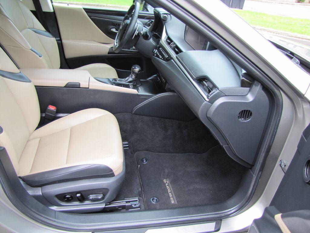 used 2019 Lexus ES 350 car, priced at $29,865