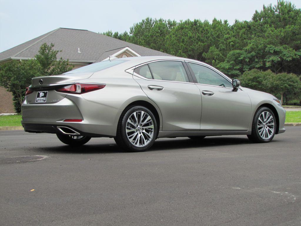 used 2019 Lexus ES 350 car, priced at $29,865