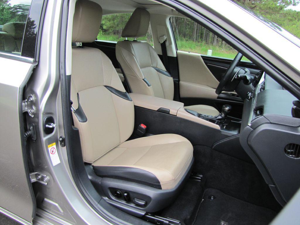 used 2019 Lexus ES 350 car, priced at $29,865