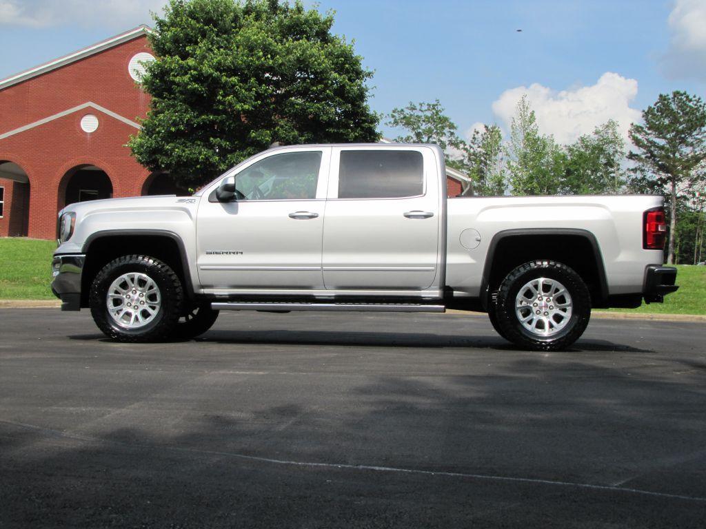 used 2017 GMC Sierra 1500 car, priced at $24,985
