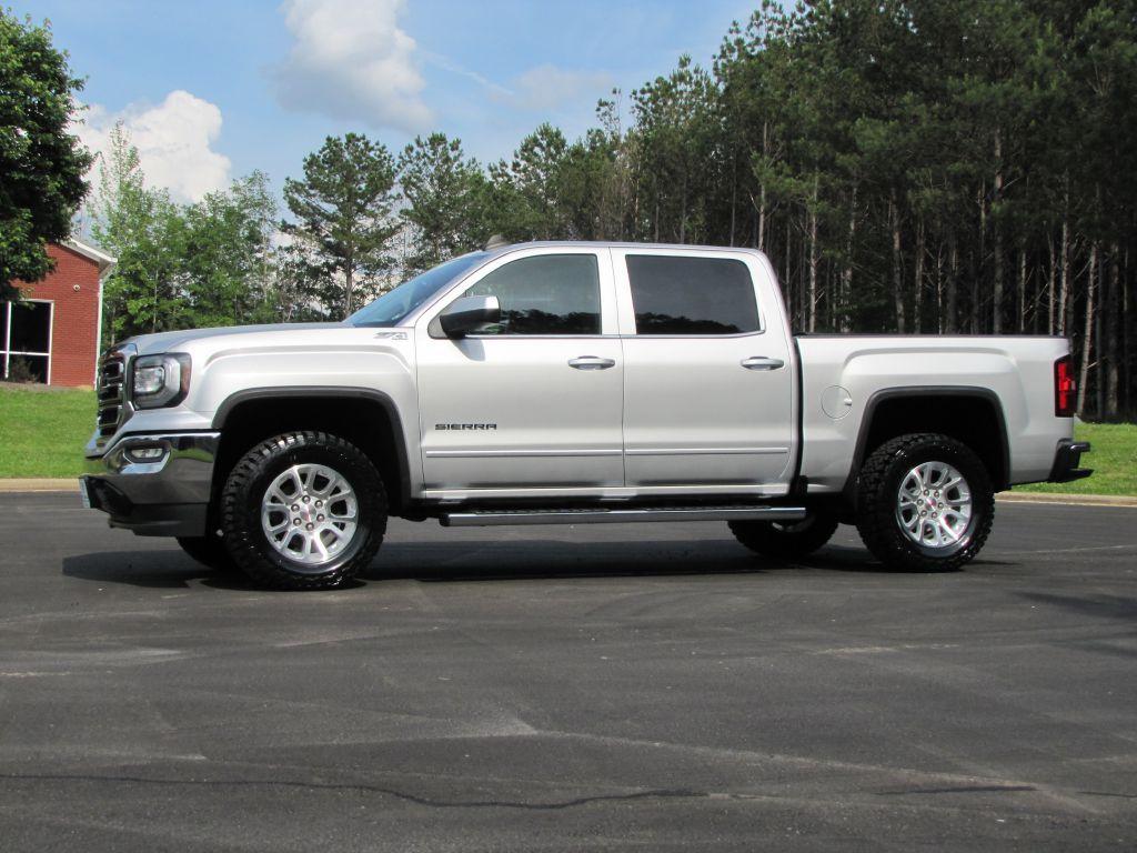 used 2017 GMC Sierra 1500 car, priced at $24,985