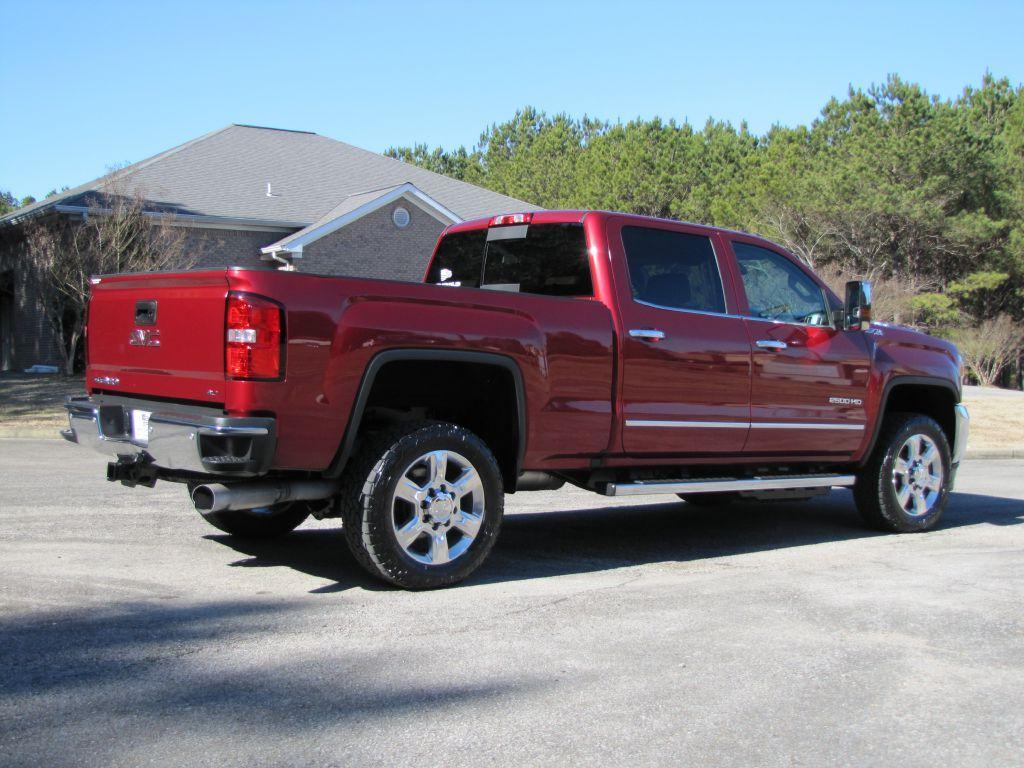 used 2018 GMC Sierra 2500 car, priced at $37,685