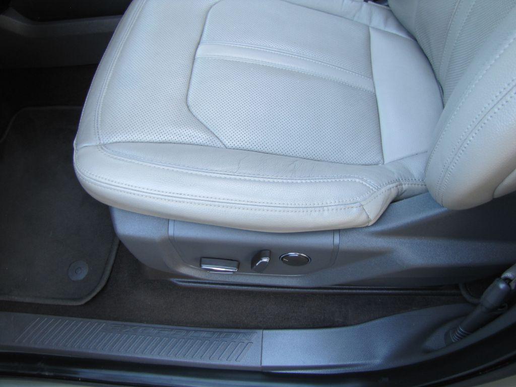 used 2019 Ford Expedition car, priced at $31,965