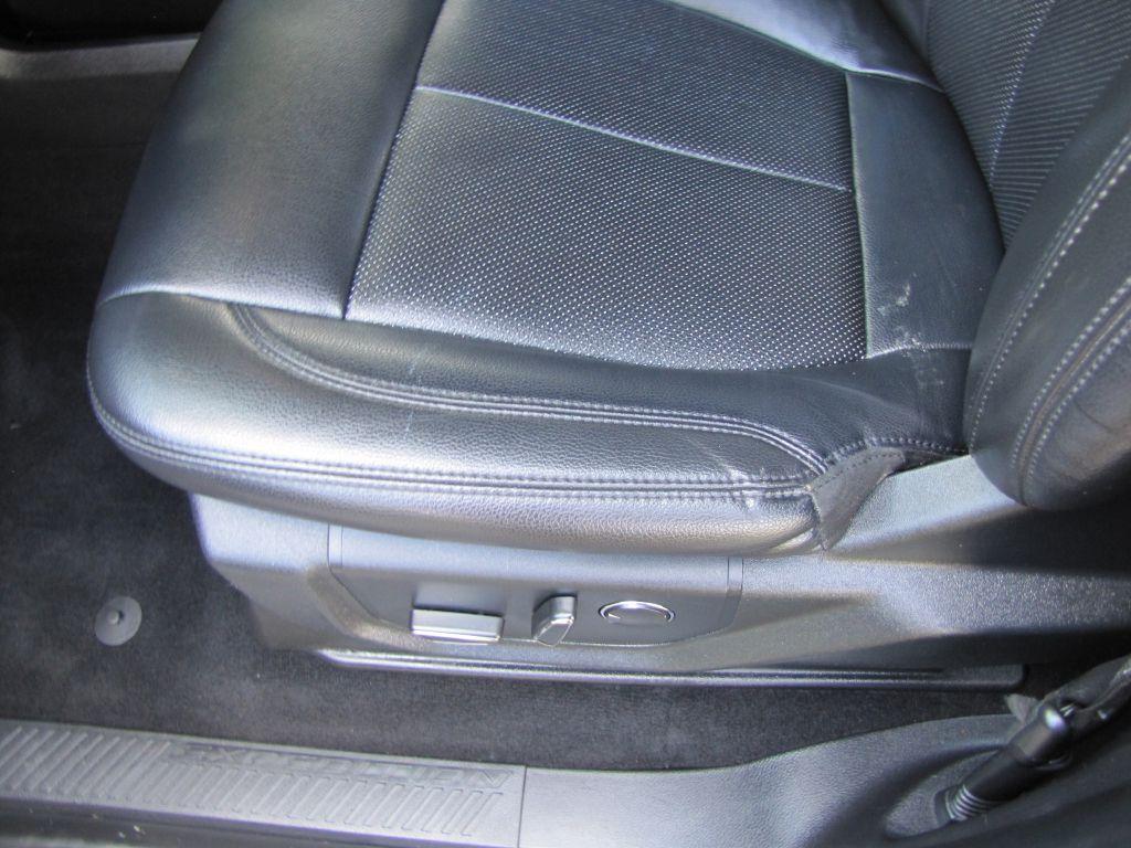 used 2019 Ford Expedition car, priced at $27,965