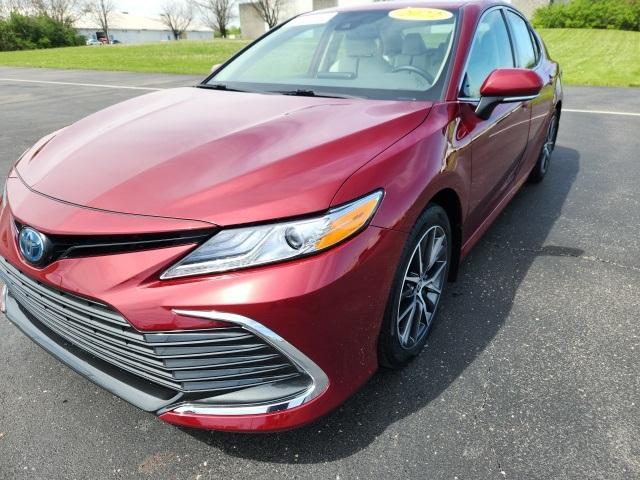 used 2022 Toyota Camry Hybrid car, priced at $32,997
