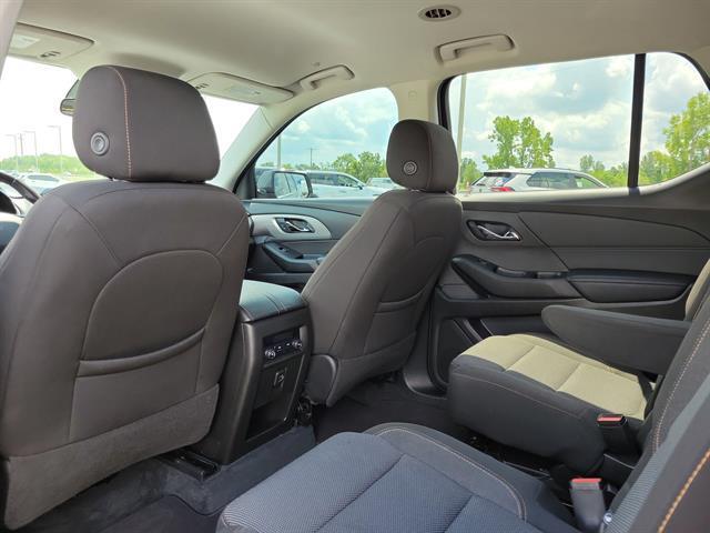 used 2021 Chevrolet Traverse car, priced at $25,997