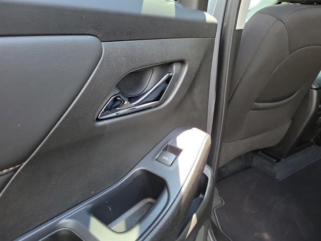 used 2021 Chevrolet Traverse car, priced at $25,997