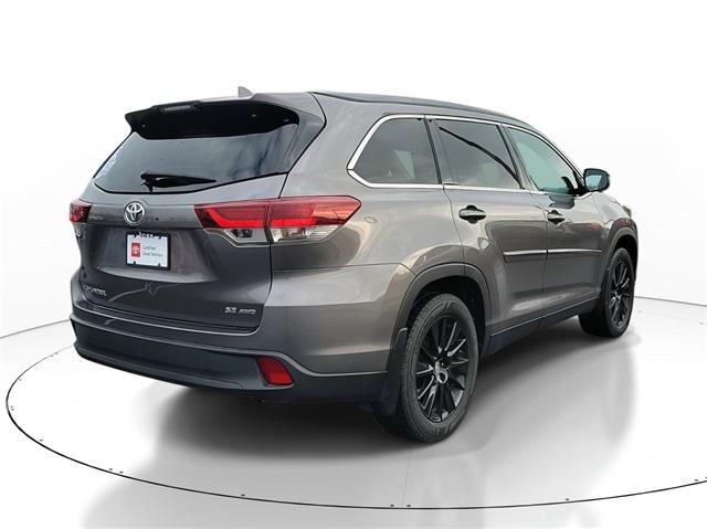 used 2019 Toyota Highlander car, priced at $29,997