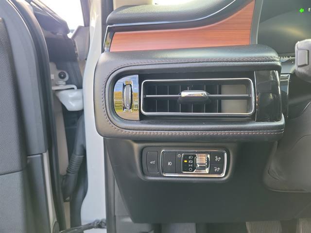 used 2020 Lincoln Aviator car, priced at $27,997